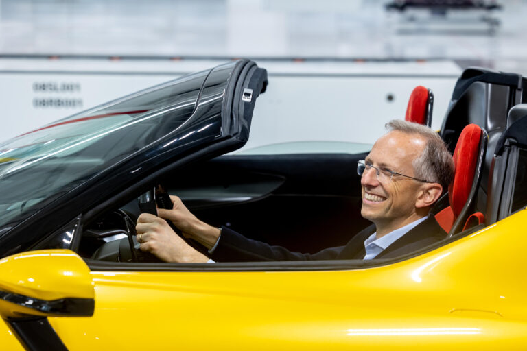 Ferrari cade in Borsa
