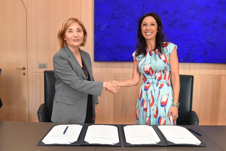 Accordo Bei e Banca Ifis a sostegno delle farmacie