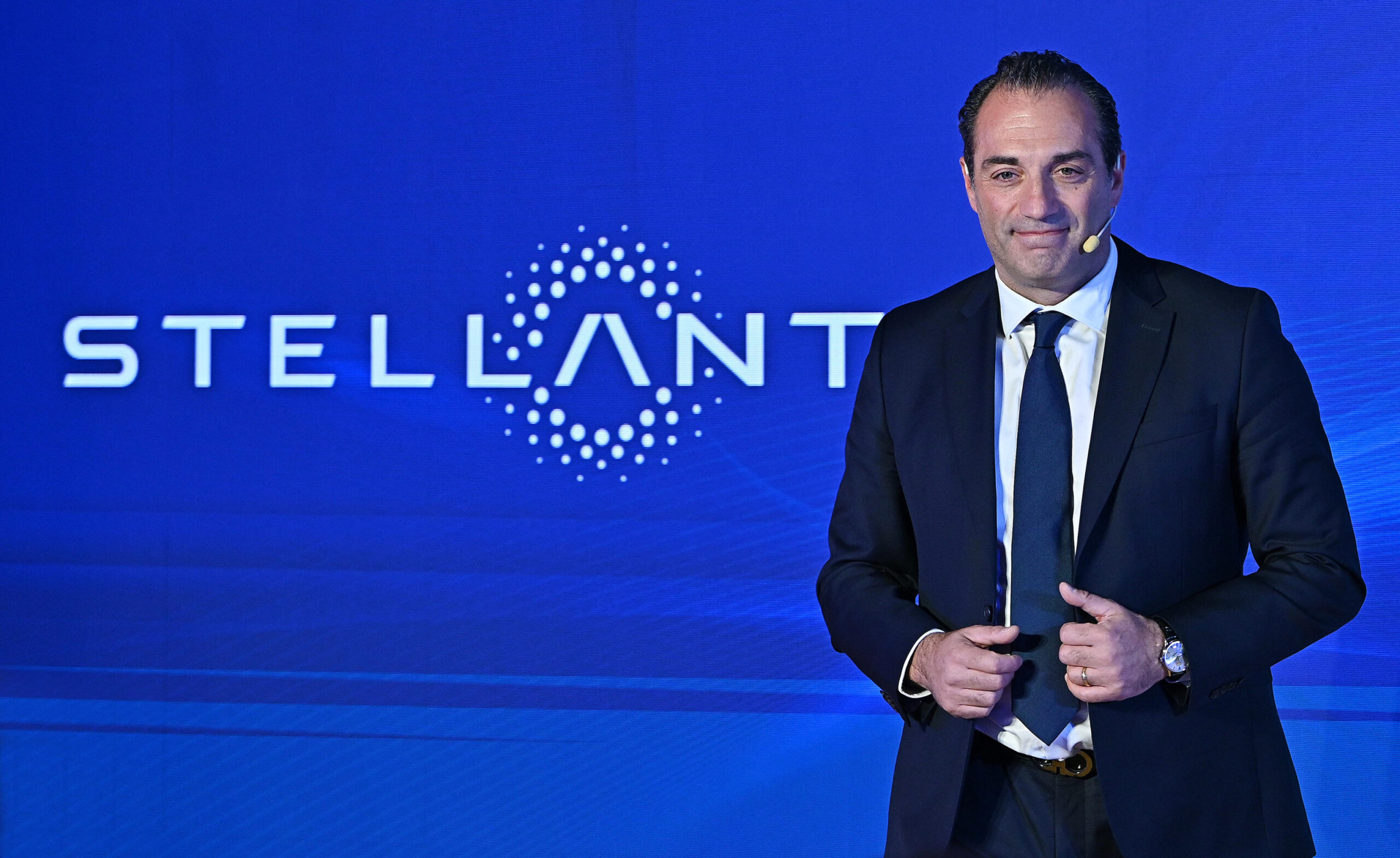 Pascal Stellantis Stellantis: nuovo piano da 60 miliardi di investimenti e 60 nuovi ...