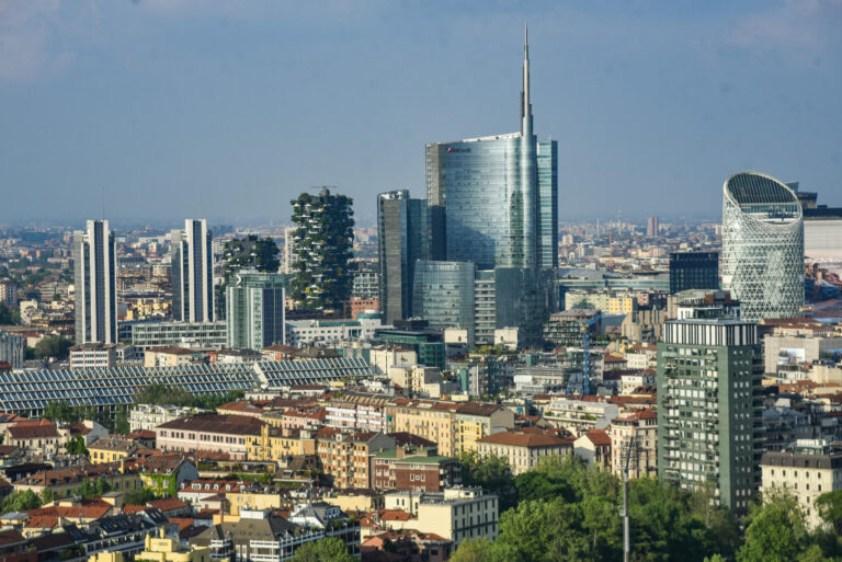 Skyline di Milano grattacieli porta nuova