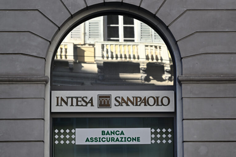 intesa sanpaolo