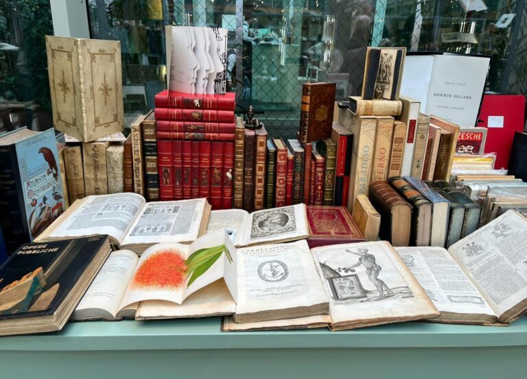 Mostra del Libro Antico e Raro del Fai a Villa Necchi Campiglio
